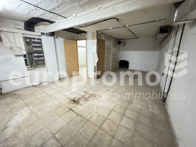 Local de 160m2 a l'Eixample de Girona